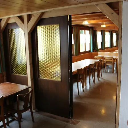 Alte Sektion Und Alpenblick Hotel *