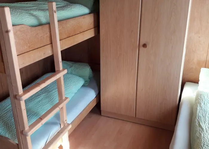 מלון Alte Sektion Und Alpenblick *